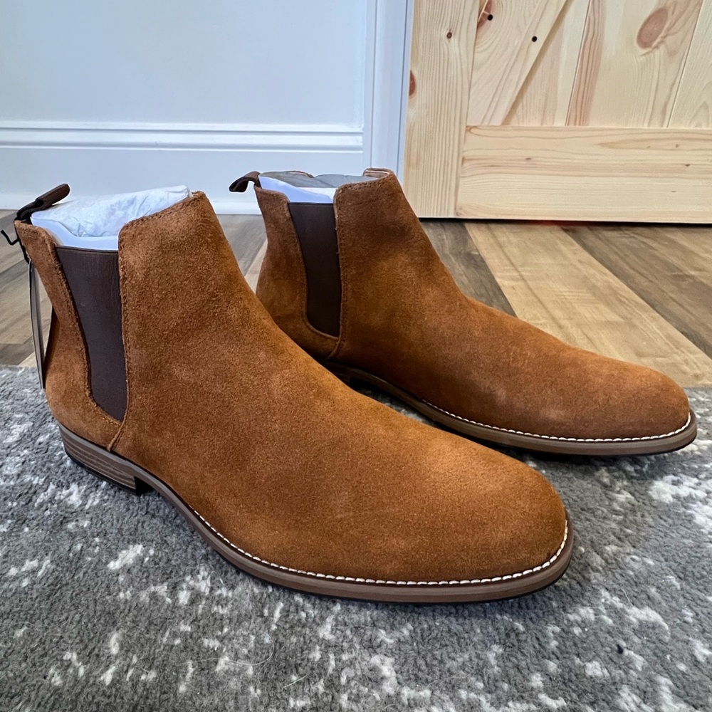 Suede Chelsea boots Sonoma never worn